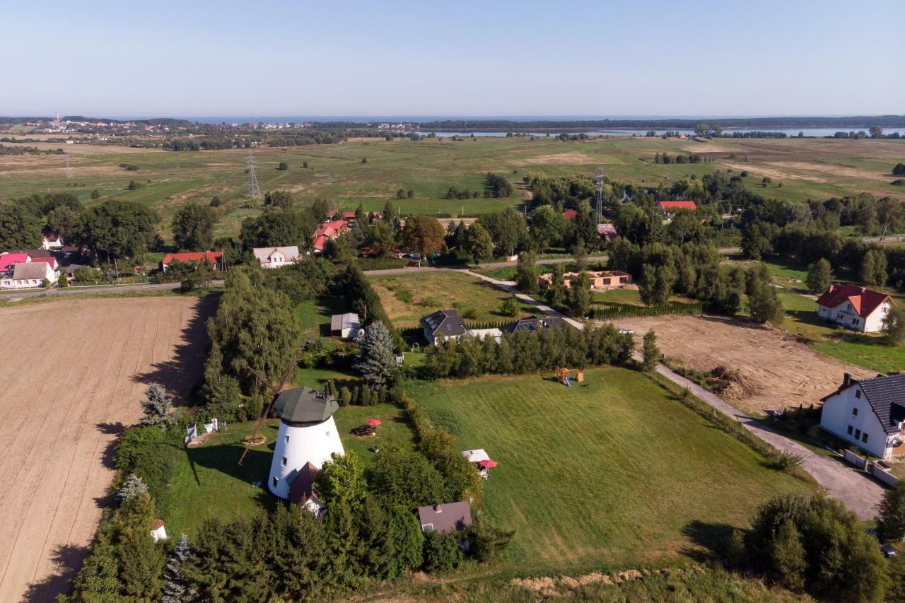 Windmill vacation home in Ledzin near Baltic Sea Niechorze Esterno foto