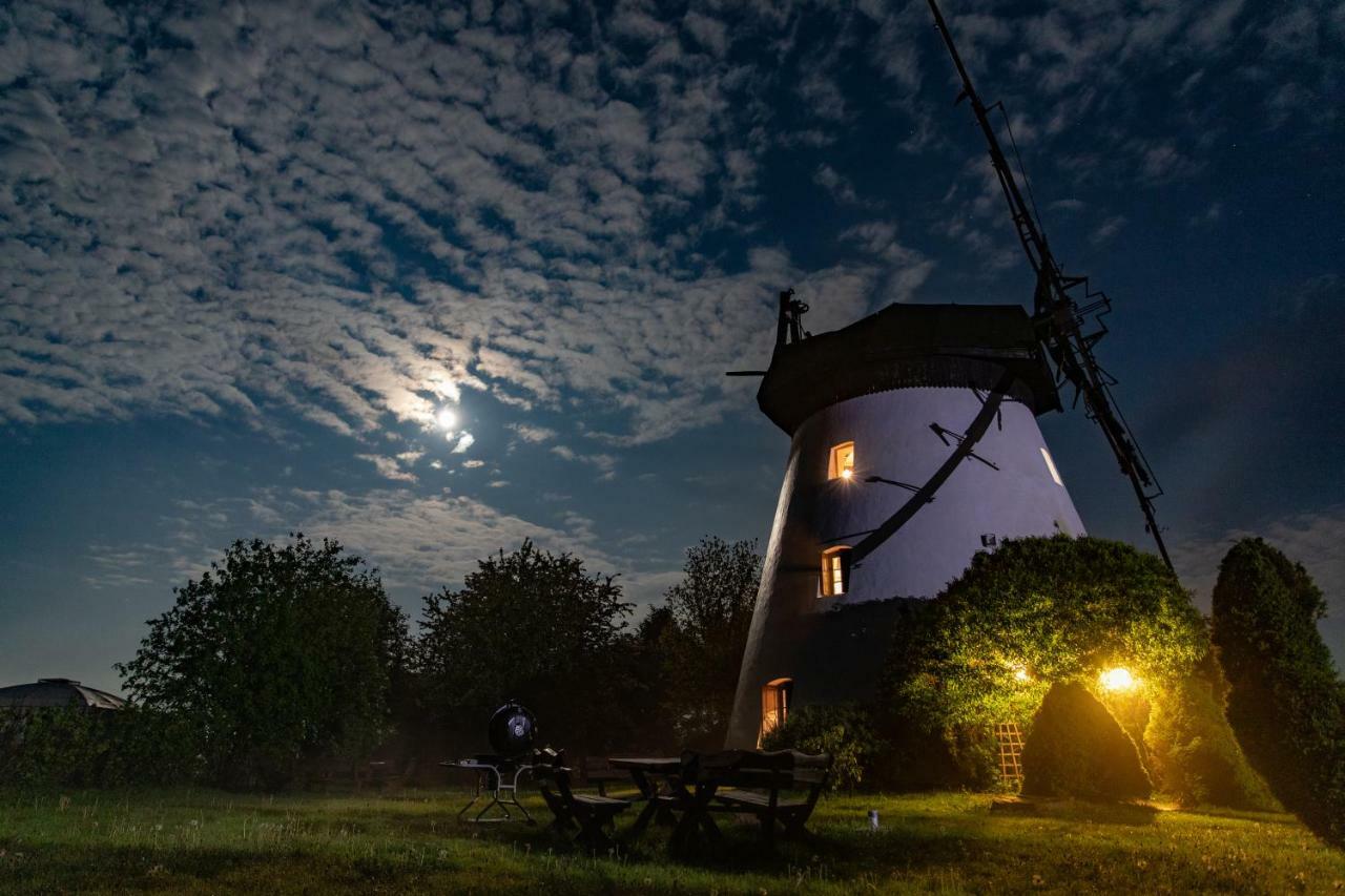 Windmill vacation home in Ledzin near Baltic Sea Niechorze Esterno foto
